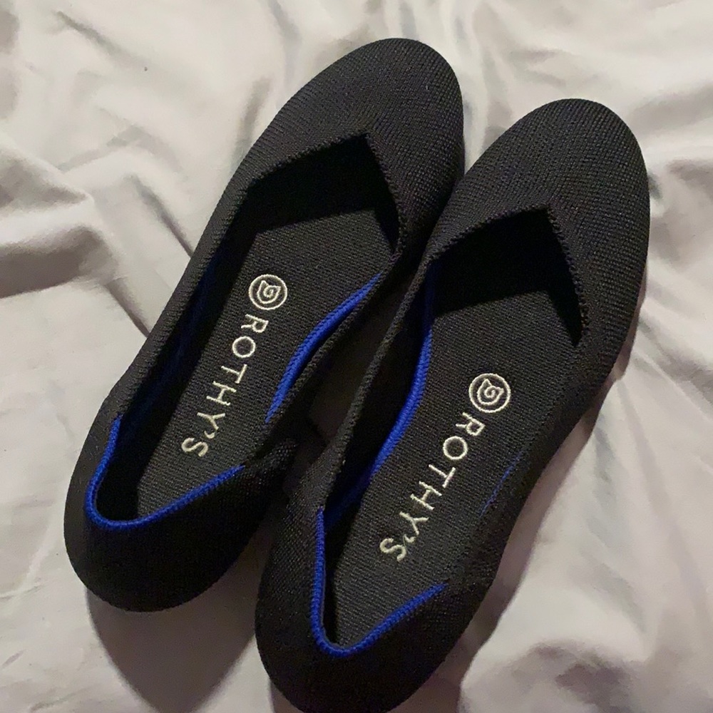 Rothys black flats, size 7